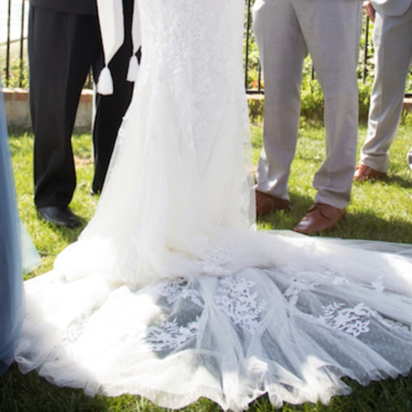 Wedding Dress + Veil (originally $1,784) DESIGNER - Picture 7 of 8